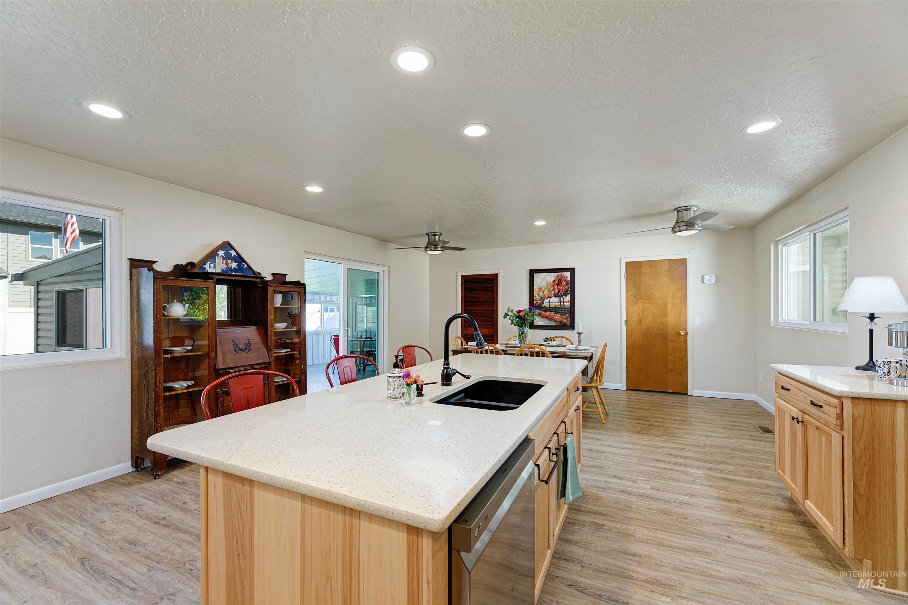 2248 E Sadie Dr, Eagle, Idaho 83616, 3 Bedrooms, 2 Bathrooms, Residential For Sale, Price $515,000,MLS 98972371