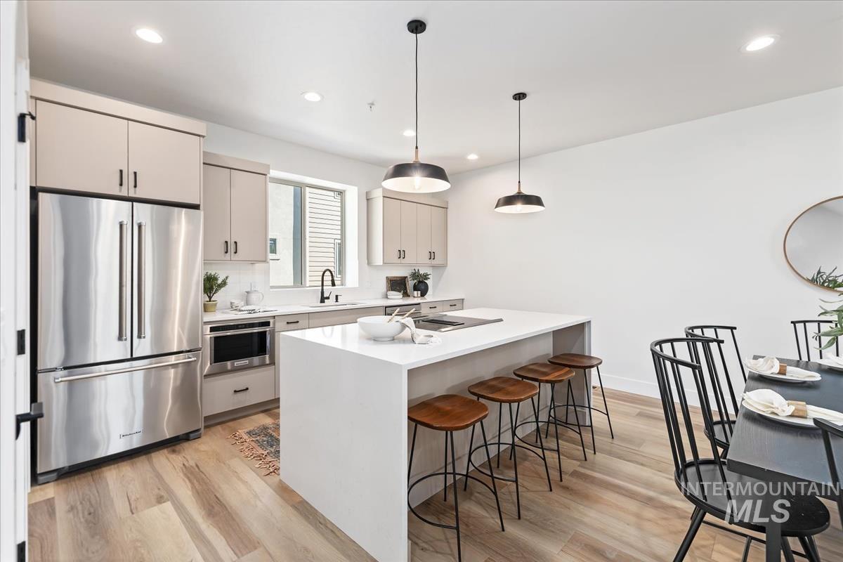 1709 S Rock View Ln, Boise, Idaho 83705, 3 Bedrooms, 3.5 Bathrooms, Residential For Sale, Price $496,880,MLS 98972372