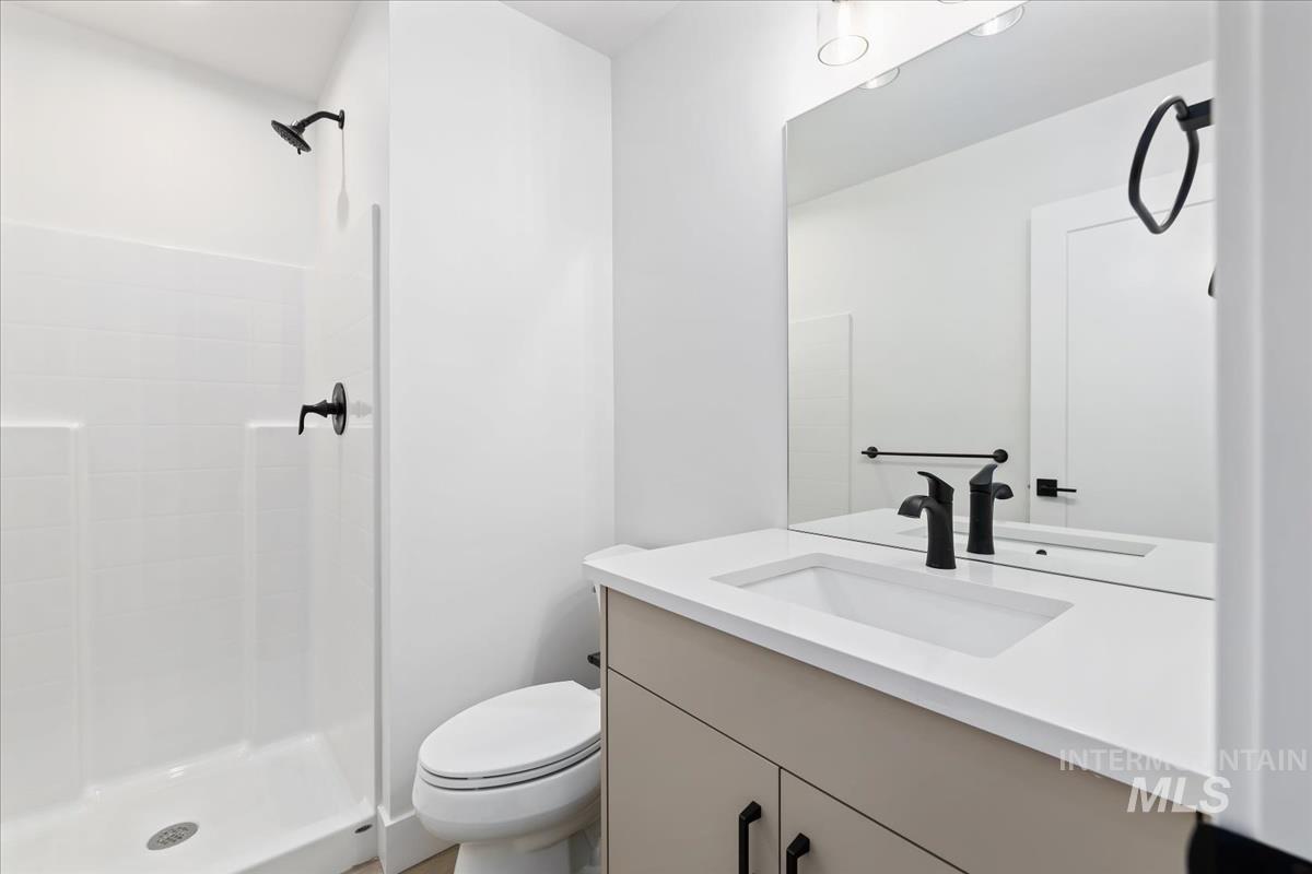 1709 S Rock View Ln, Boise, Idaho 83705, 3 Bedrooms, 3.5 Bathrooms, Residential For Sale, Price $496,880,MLS 98972372