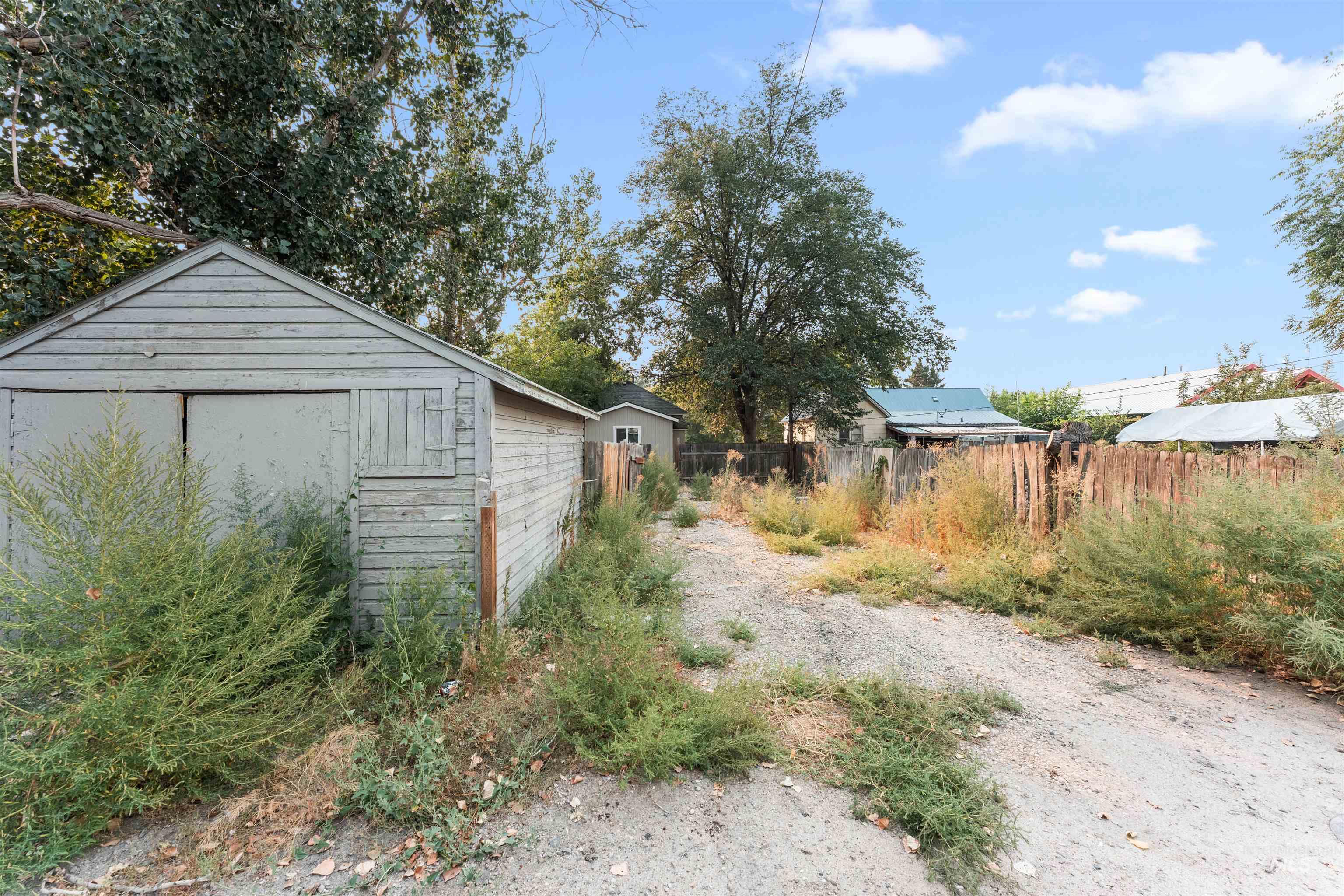 219 14th Ave N, Nampa, Idaho 83687, 2 Bedrooms, 1 Bathroom, Residential For Sale, Price $287,900,MLS 98972374