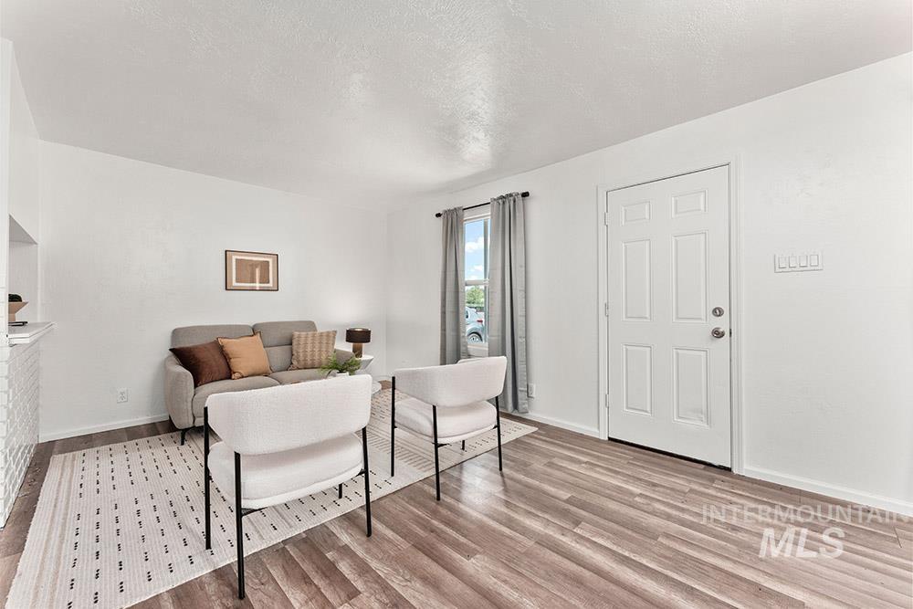 219 14th Ave N, Nampa, Idaho 83687, 2 Bedrooms, 1 Bathroom, Residential For Sale, Price $287,900,MLS 98972374