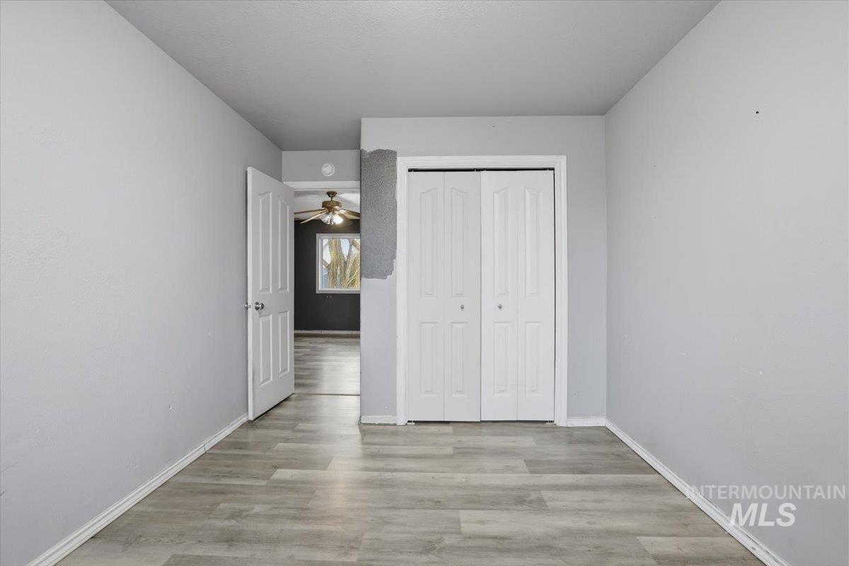 1826 W Camelot Dr, Nampa, Idaho 83651, 5 Bedrooms, 2.5 Bathrooms, Residential For Sale, Price $395,000,MLS 98972376