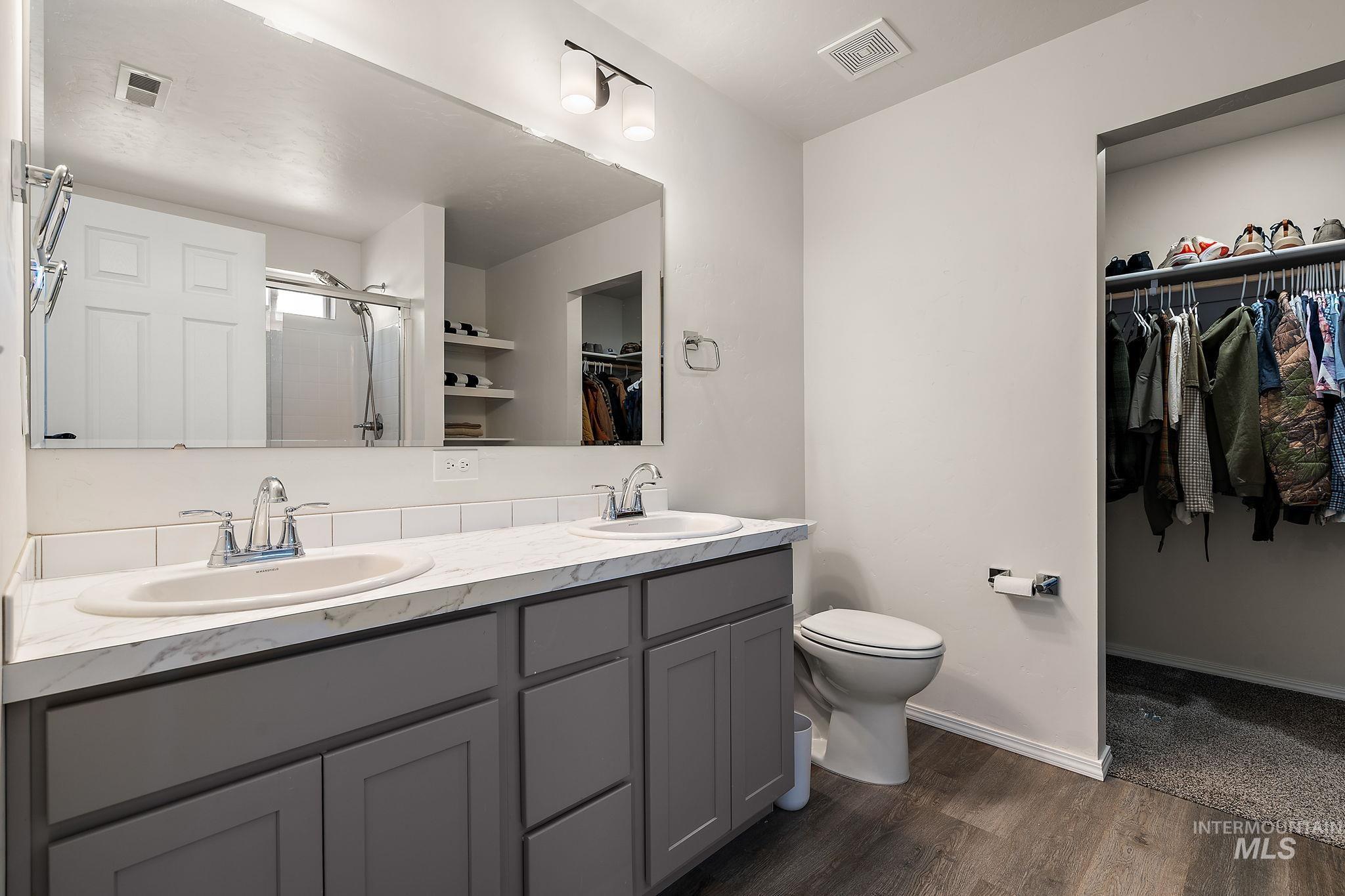 13556 Pierce Ct, Caldwell, Idaho 83607, 3 Bedrooms, 2 Bathrooms, Residential For Sale, Price $374,990,MLS 98972377