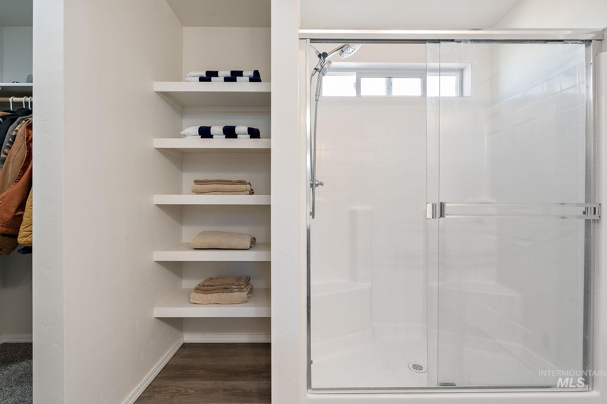 13556 Pierce Ct, Caldwell, Idaho 83607, 3 Bedrooms, 2 Bathrooms, Residential For Sale, Price $374,990,MLS 98972377