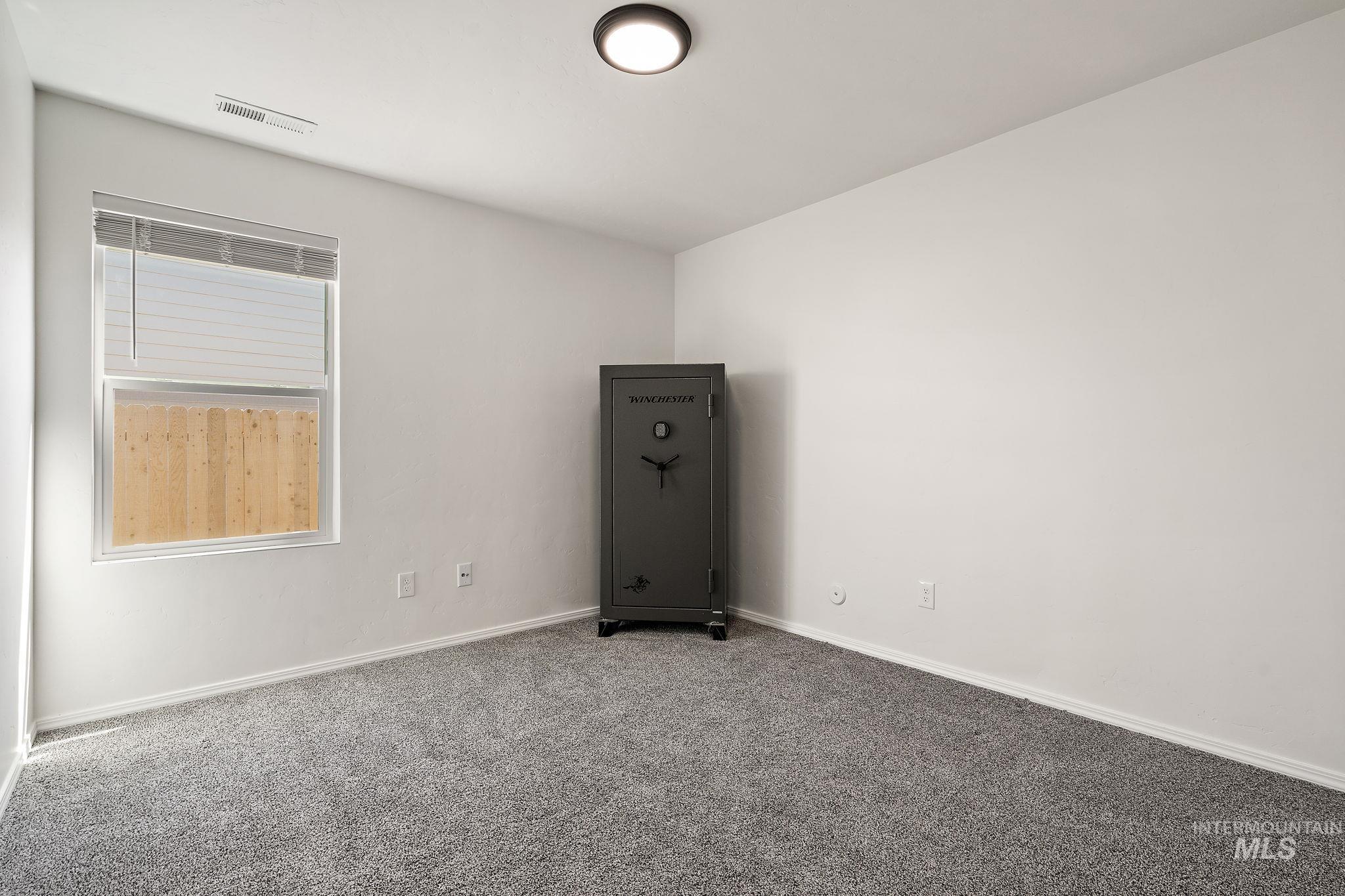 13556 Pierce Ct, Caldwell, Idaho 83607, 3 Bedrooms, 2 Bathrooms, Residential For Sale, Price $374,990,MLS 98972377