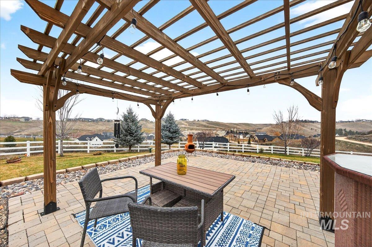 24813 Valley Run Place, Star, Idaho 83669, 3 Bedrooms, 2 Bathrooms, Residential For Sale, Price $839,000,MLS 98972379