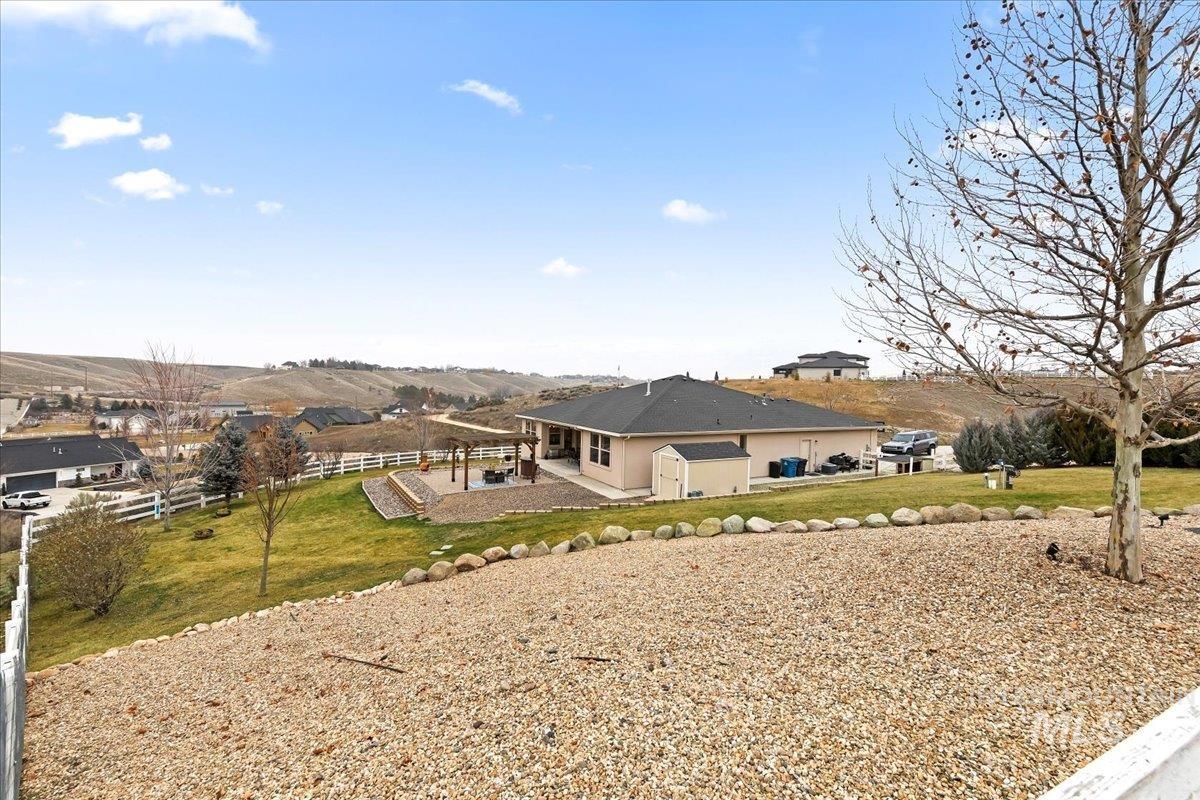 24813 Valley Run Place, Star, Idaho 83669, 3 Bedrooms, 2 Bathrooms, Residential For Sale, Price $839,000,MLS 98972379