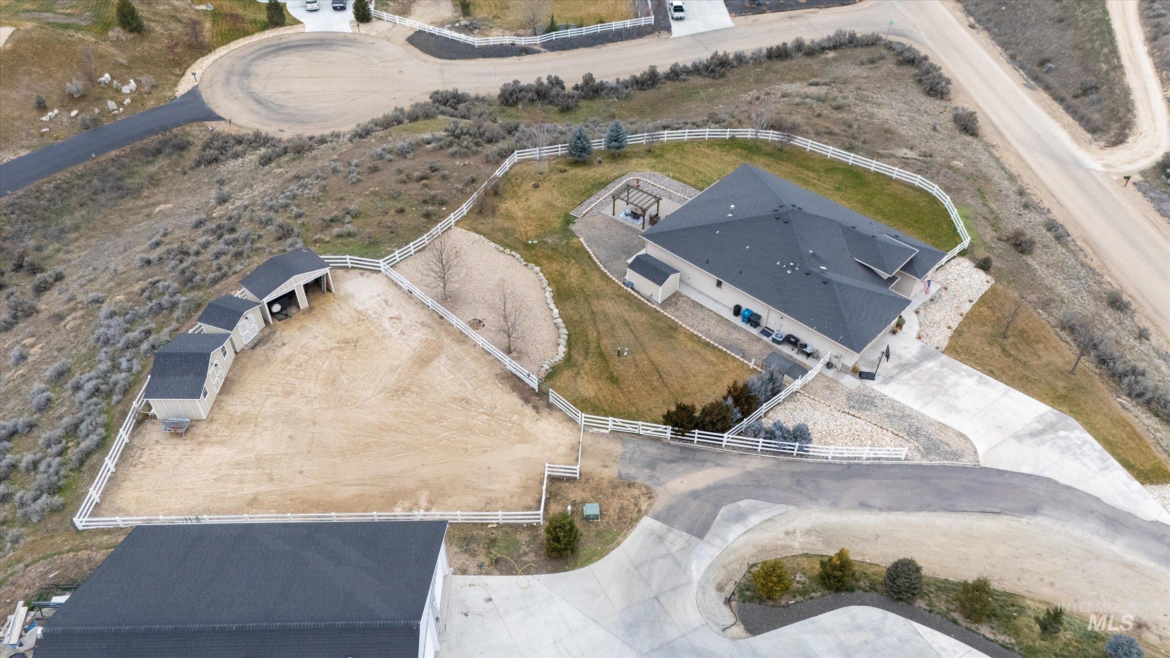 24813 Valley Run Place, Star, Idaho 83669, 3 Bedrooms, 2 Bathrooms, Residential For Sale, Price $839,000,MLS 98972379