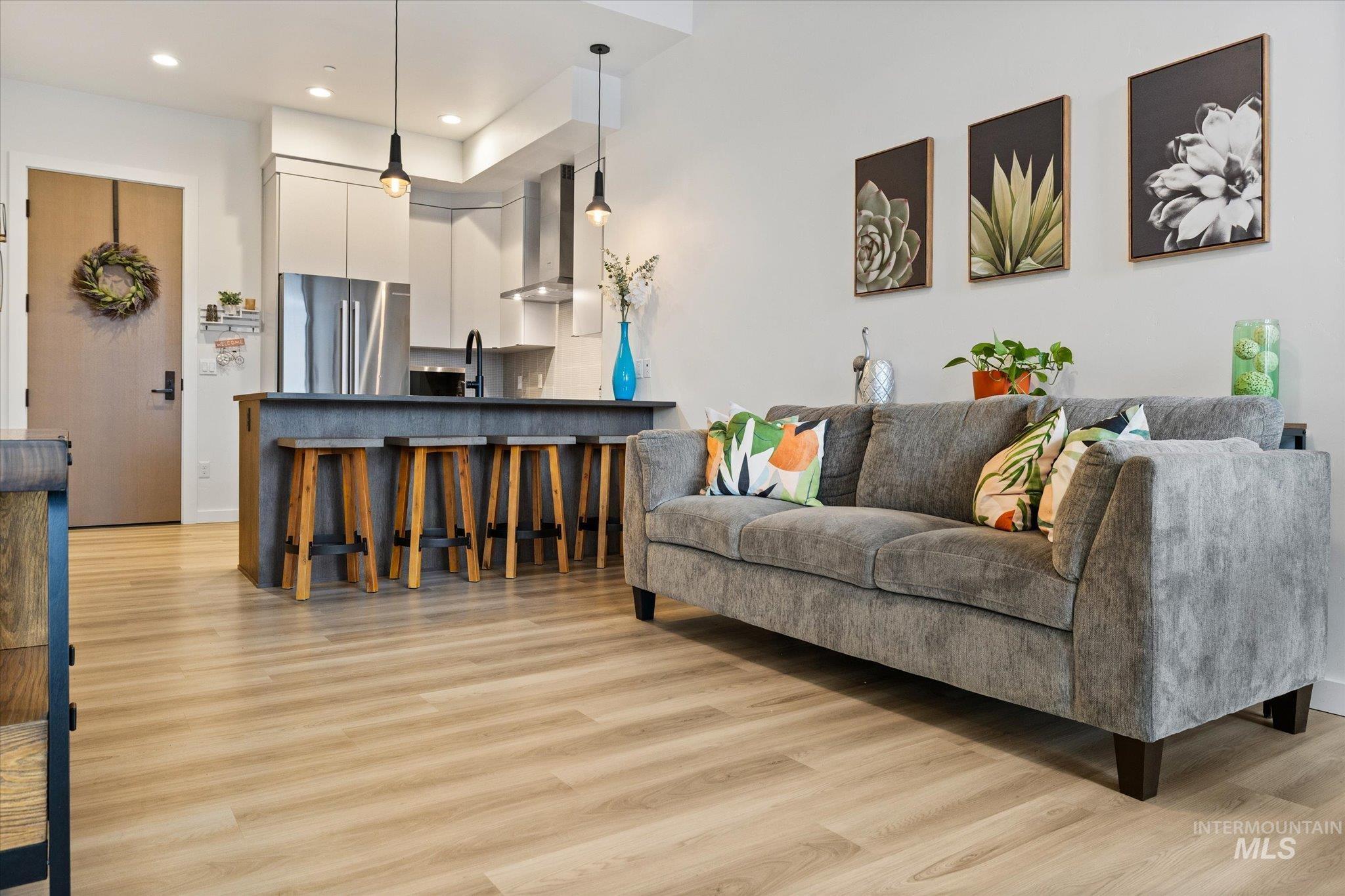 3850 E Haystack St, Boise, Idaho 83716, 1 Bathroom, Residential For Sale, Price $350,000,MLS 98972382