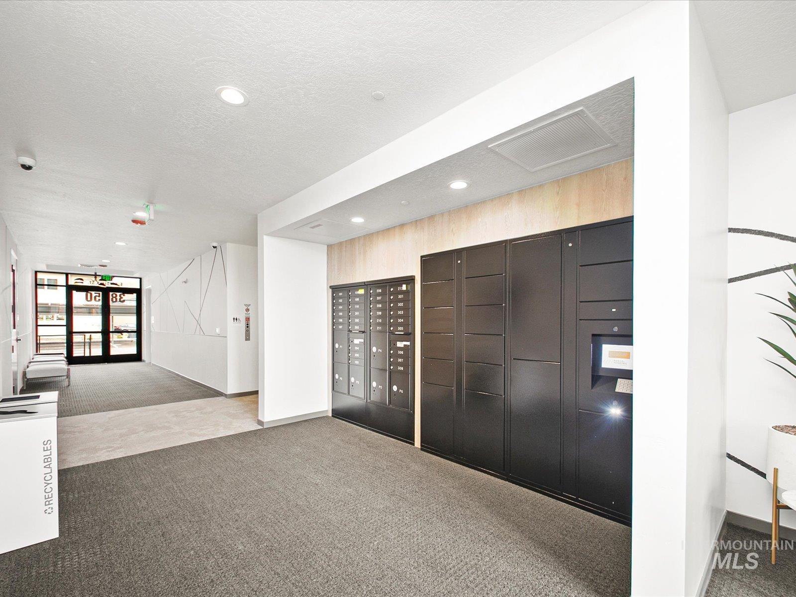 3850 E Haystack St, Boise, Idaho 83716, 1 Bathroom, Residential For Sale, Price $350,000,MLS 98972382