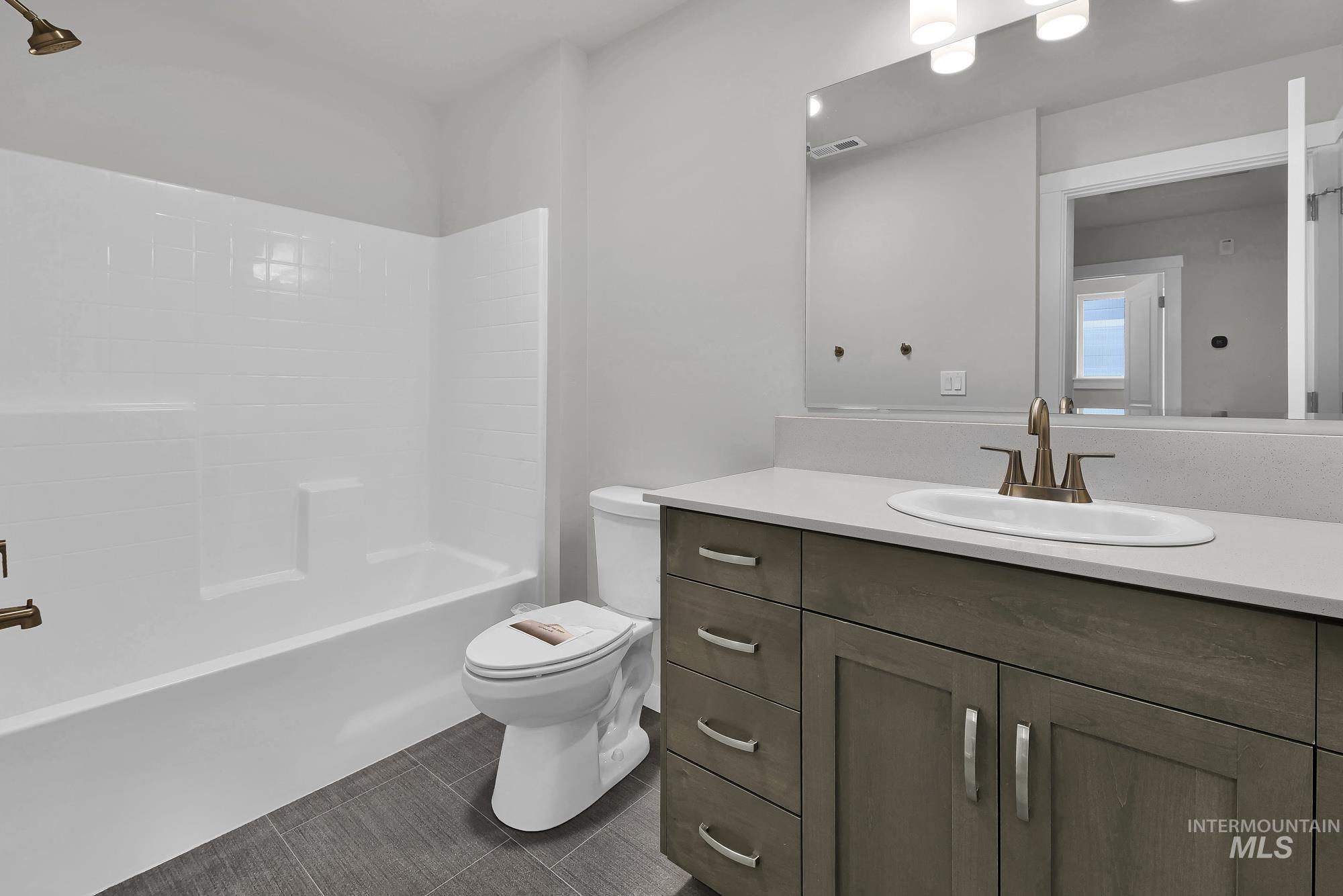 389 N Fritts Ave, Meridian, Idaho 83642, 3 Bedrooms, 2.5 Bathrooms, Residential For Sale, Price $407,900,MLS 98972383