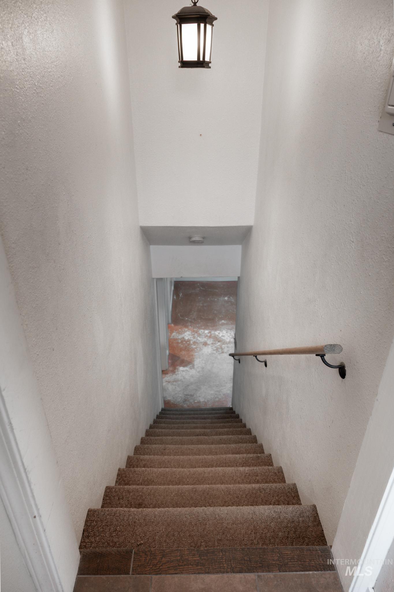 1052 Enterprise Ave., Nyssa, Oregon 97913, 4 Bedrooms, 2 Bathrooms, Residential For Sale, Price $476,999,MLS 98972387