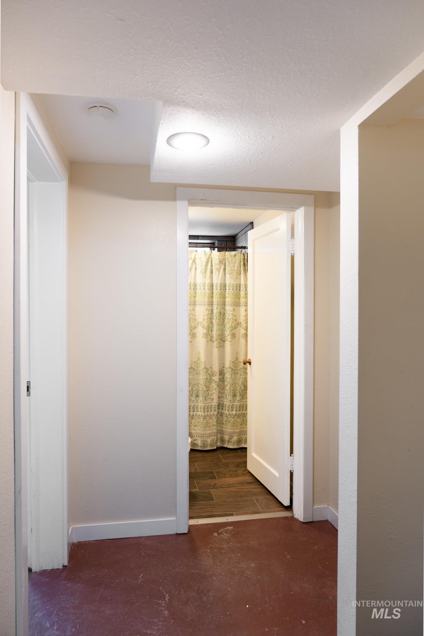 1052 Enterprise Ave., Nyssa, Oregon 97913, 4 Bedrooms, 2 Bathrooms, Residential For Sale, Price $476,999,MLS 98972387