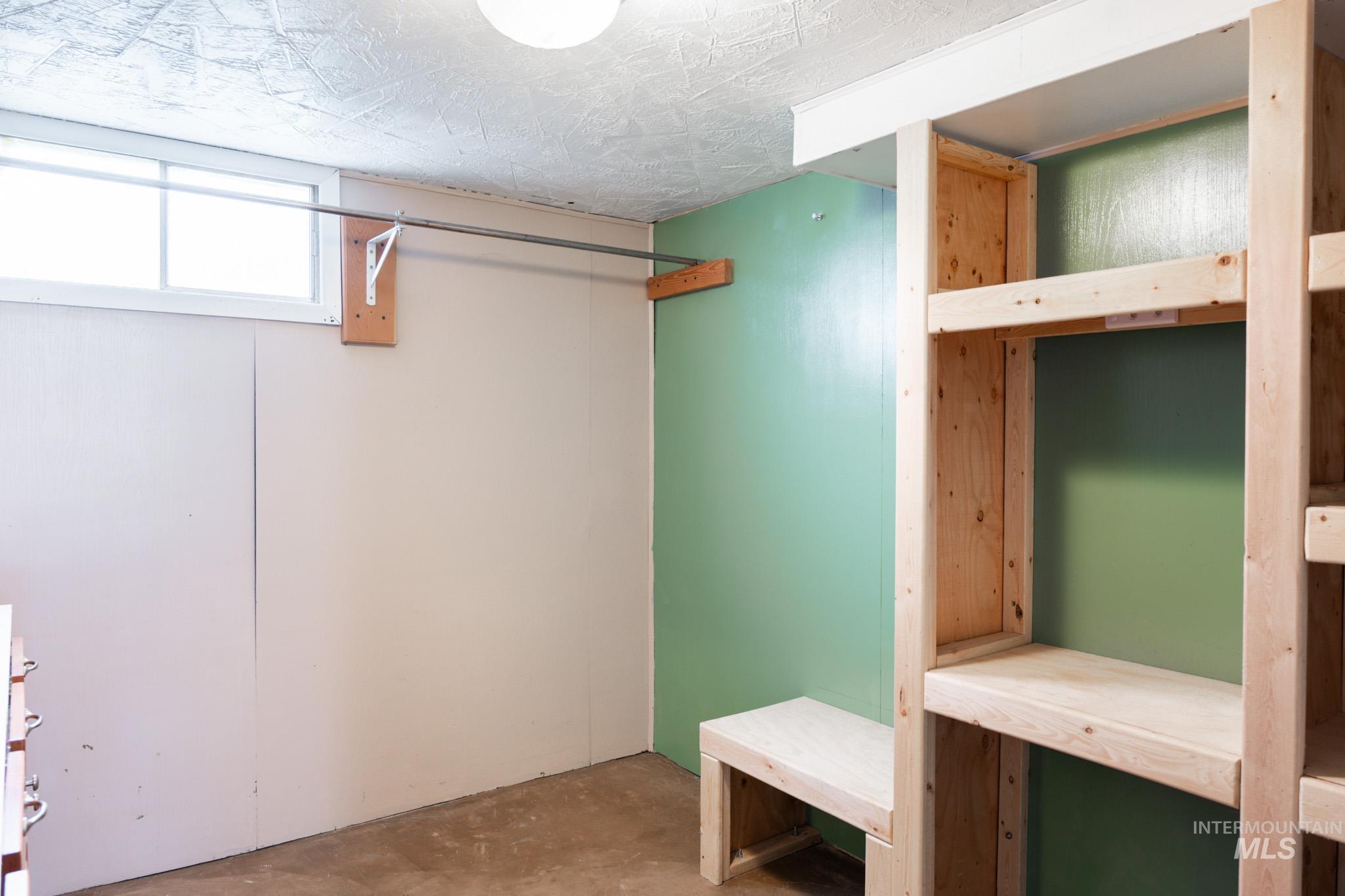 1052 Enterprise Ave., Nyssa, Oregon 97913, 4 Bedrooms, 2 Bathrooms, Residential For Sale, Price $476,999,MLS 98972387