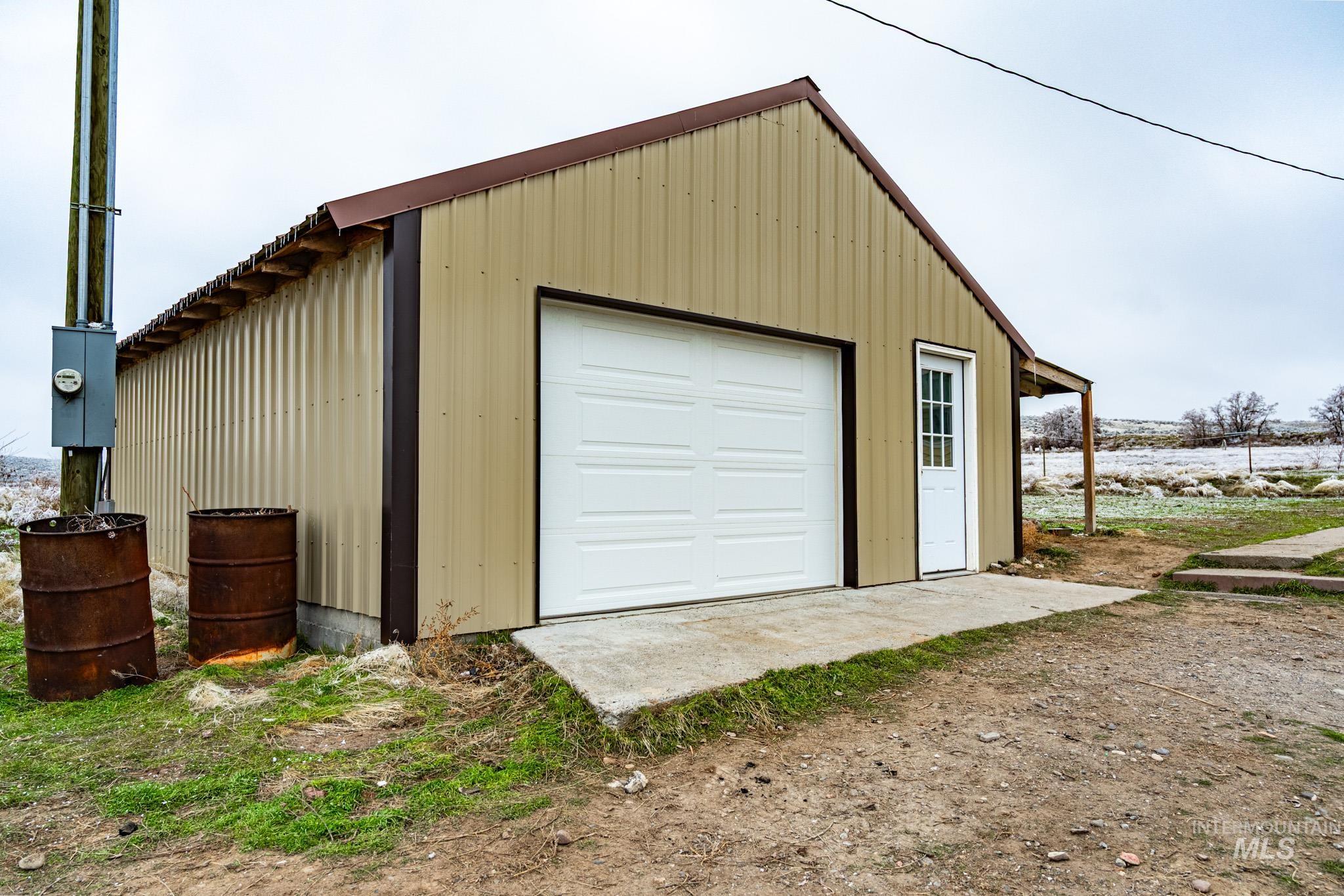 1052 Enterprise Ave., Nyssa, Oregon 97913, 4 Bedrooms, 2 Bathrooms, Residential For Sale, Price $476,999,MLS 98972387