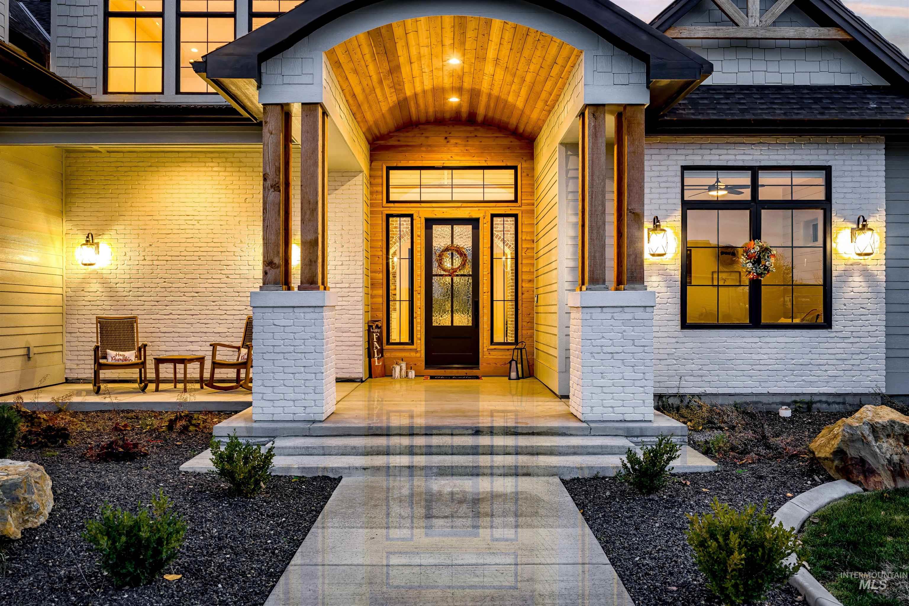 7723 W Hevelius, Eagle, Idaho 83616, 5 Bedrooms, 3.5 Bathrooms, Residential For Sale, Price $1,979,000, 98972388