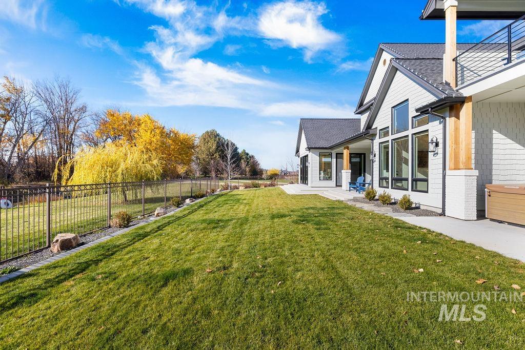 7723 W Hevelius, Eagle, Idaho 83616, 5 Bedrooms, 3.5 Bathrooms, Residential For Sale, Price $1,979,000, 98972388