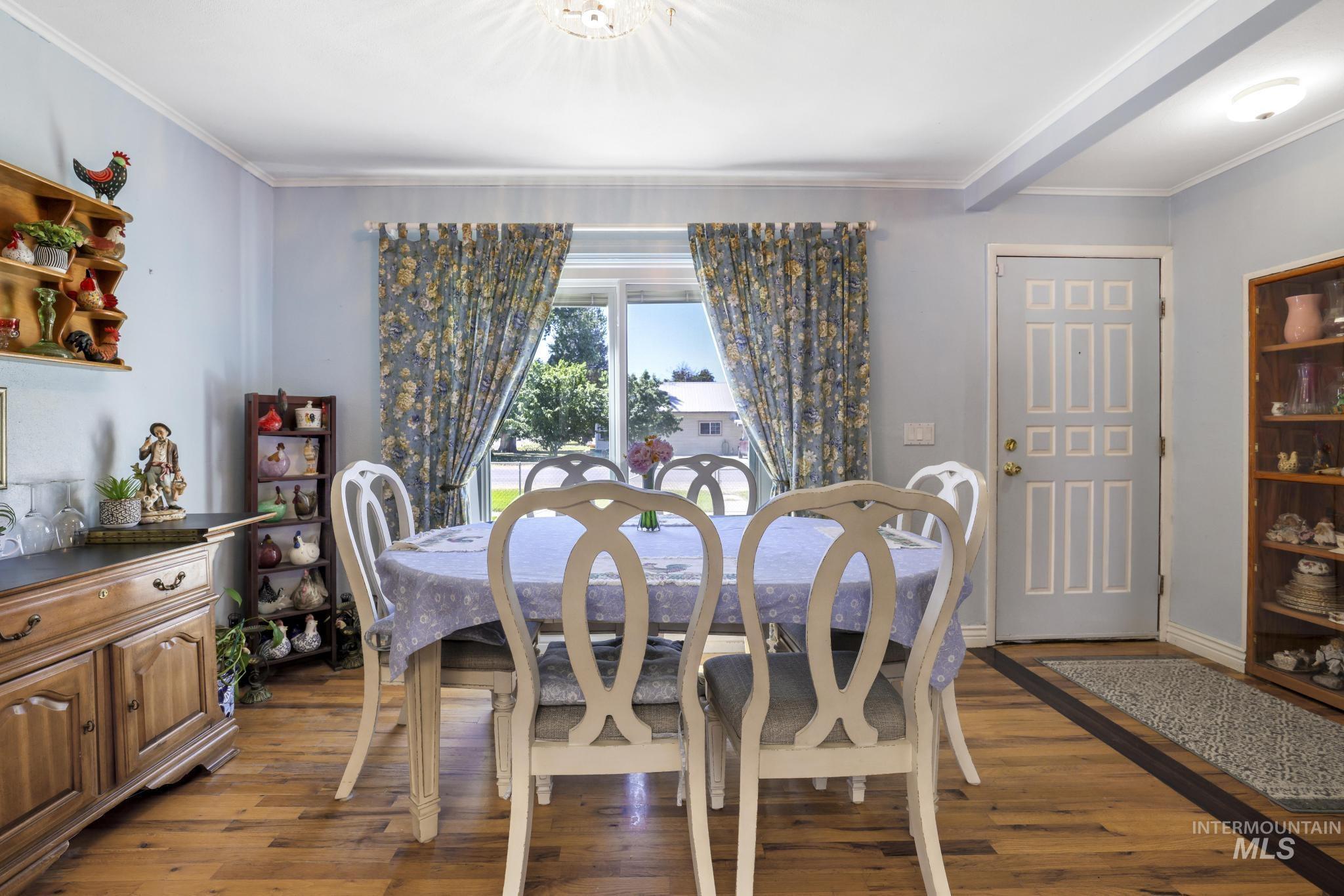 738 3rd Avenue East, Gooding, Idaho 83330, 3 Bedrooms, 2 Bathrooms, Residential For Sale, Price $309,990,MLS 98972389