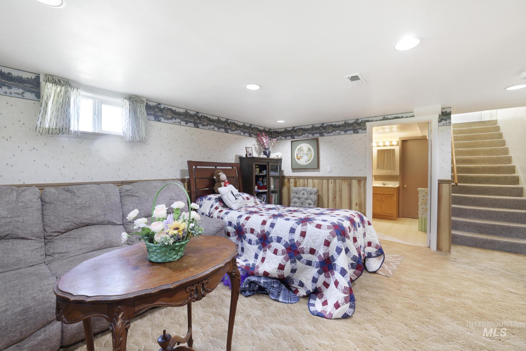 738 3rd Avenue East, Gooding, Idaho 83330, 3 Bedrooms, 2 Bathrooms, Residential For Sale, Price $309,990,MLS 98972389