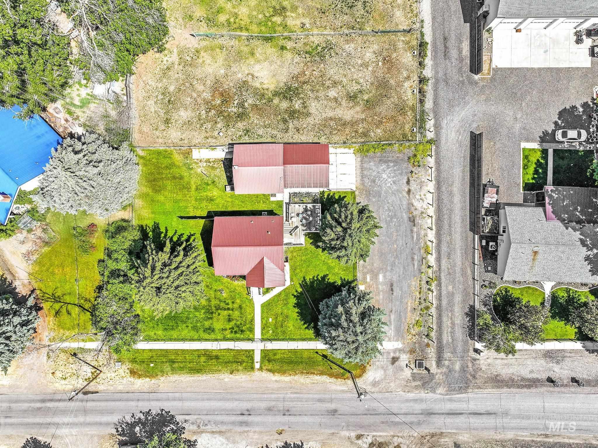 738 3rd Avenue East, Gooding, Idaho 83330, 3 Bedrooms, 2 Bathrooms, Residential For Sale, Price $309,990,MLS 98972389