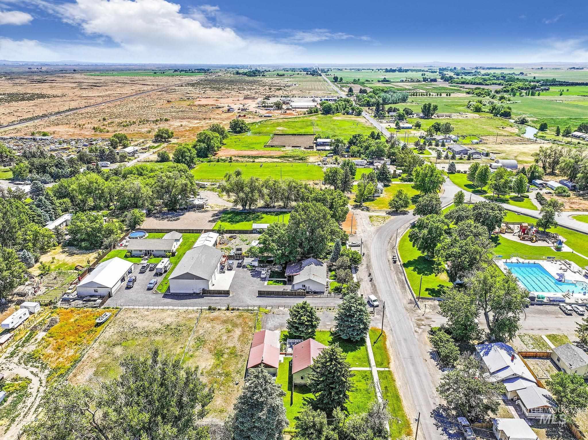 738 3rd Avenue East, Gooding, Idaho 83330, 3 Bedrooms, 2 Bathrooms, Residential For Sale, Price $309,990,MLS 98972389