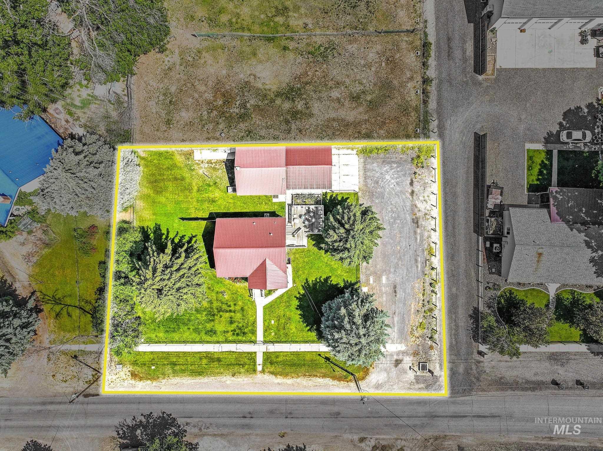 738 3rd Avenue East, Gooding, Idaho 83330, 3 Bedrooms, 2 Bathrooms, Residential For Sale, Price $309,990,MLS 98972389