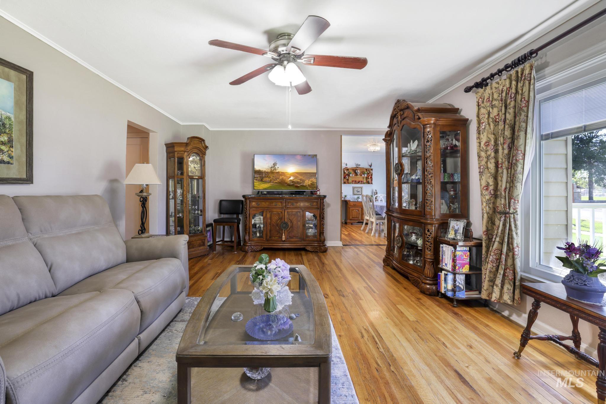 738 3rd Avenue East, Gooding, Idaho 83330, 3 Bedrooms, 2 Bathrooms, Residential For Sale, Price $309,990,MLS 98972389