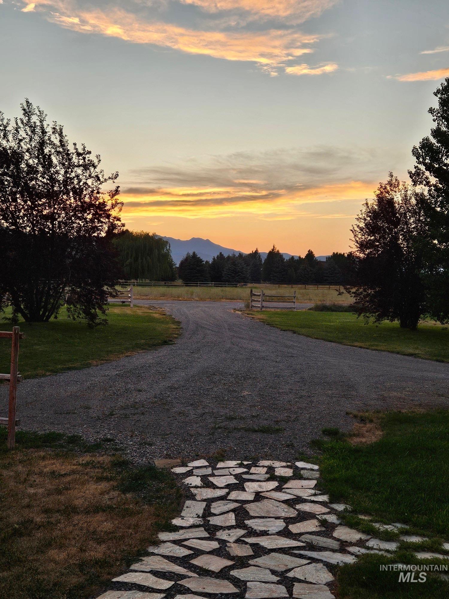 70 Tyler Drive, Bellevue, Idaho 83313, 4 Bedrooms, 4.5 Bathrooms, Residential For Sale, Price $1,180,000,MLS 98972390