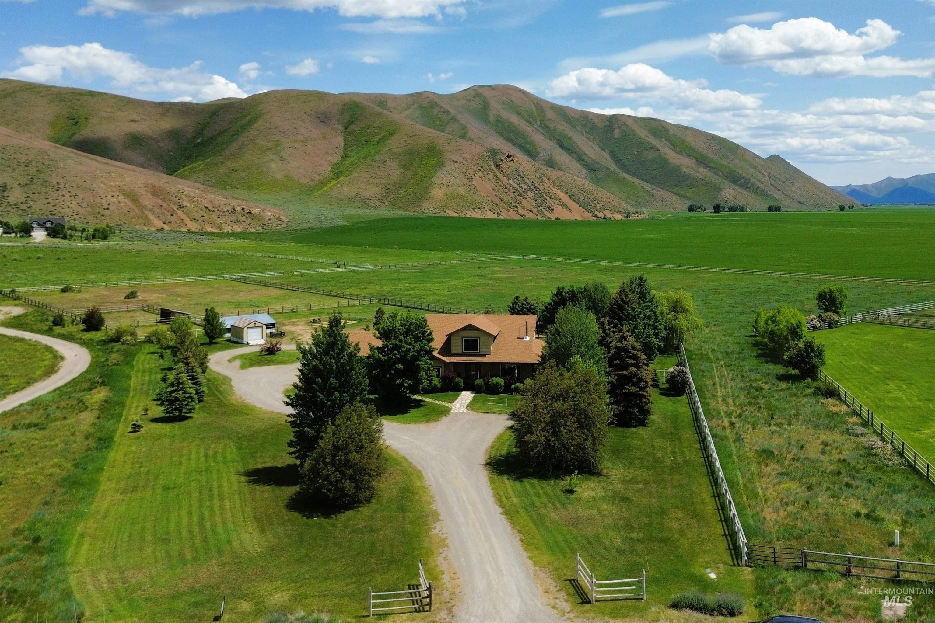 70 Tyler Drive, Bellevue, Idaho 83313, 4 Bedrooms, 4.5 Bathrooms, Residential For Sale, Price $1,180,000,MLS 98972390