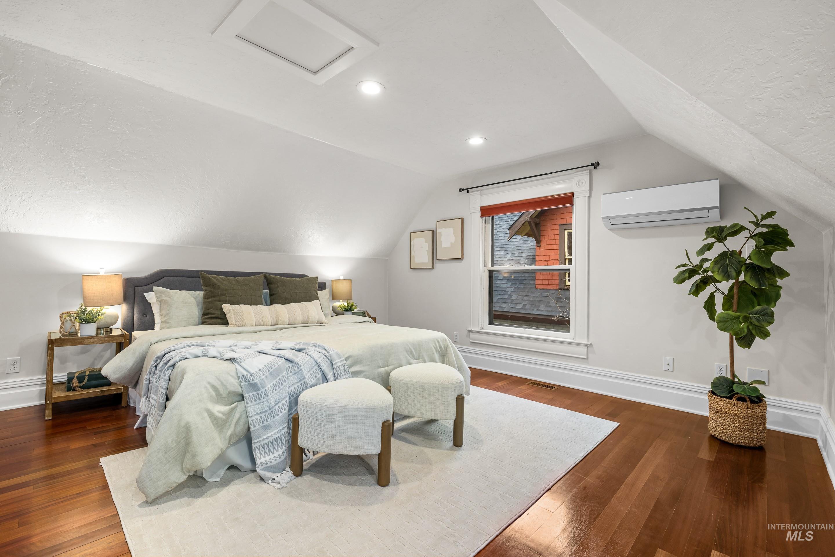 1513 N 8th St, Boise, Idaho 83702, 3 Bedrooms, 3 Bathrooms, Residential For Sale, Price $799,900,MLS 98972397