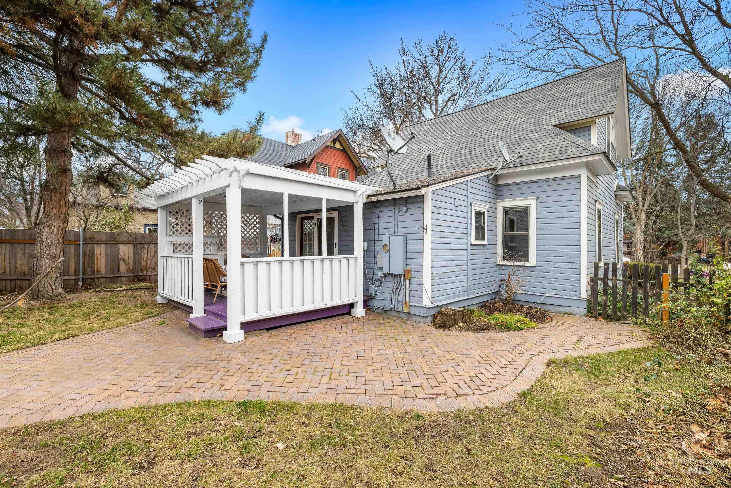 1513 N 8th St, Boise, Idaho 83702, 3 Bedrooms, 3 Bathrooms, Residential For Sale, Price $799,900,MLS 98972397