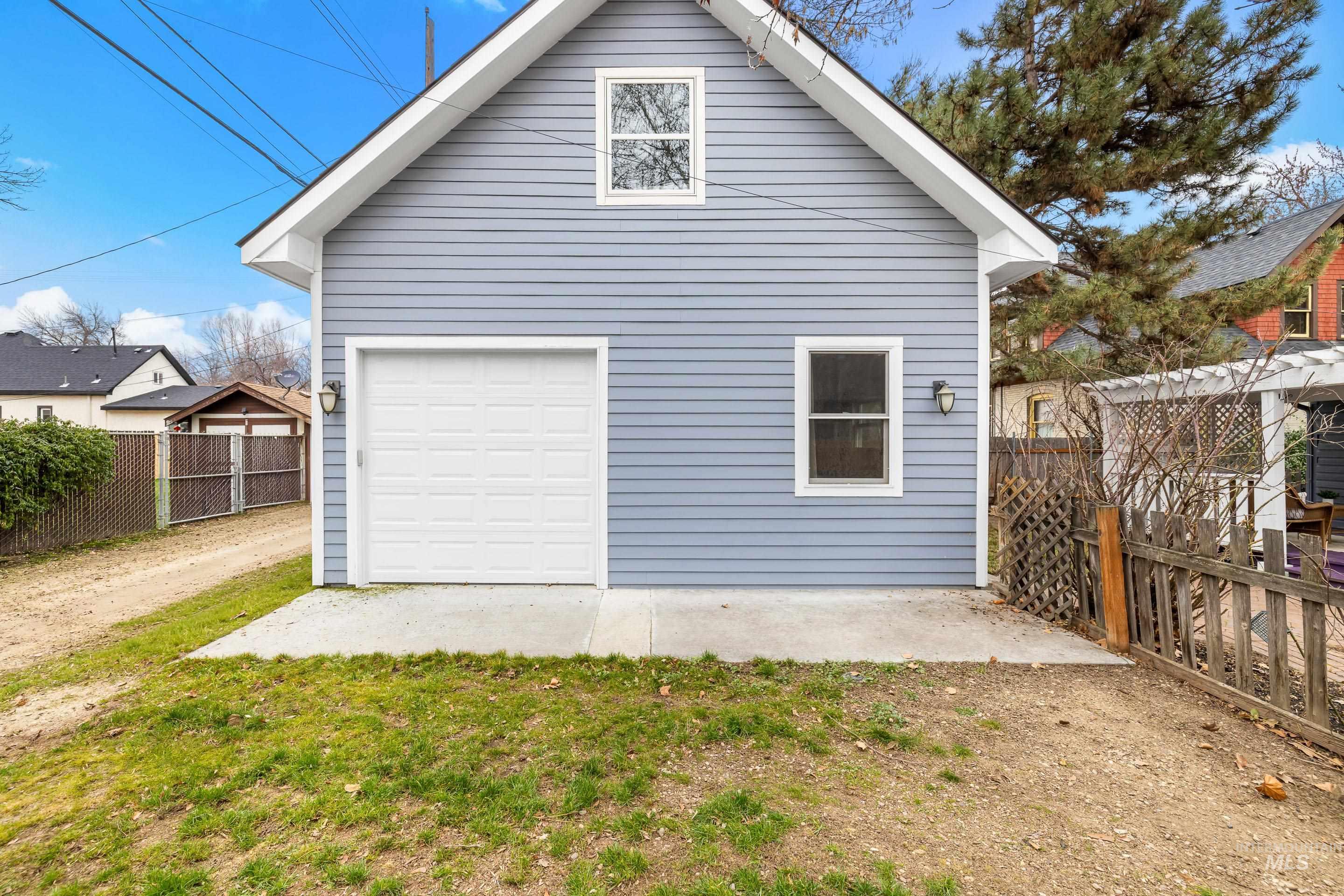 1513 N 8th St, Boise, Idaho 83702, 3 Bedrooms, 3 Bathrooms, Residential For Sale, Price $799,900,MLS 98972397