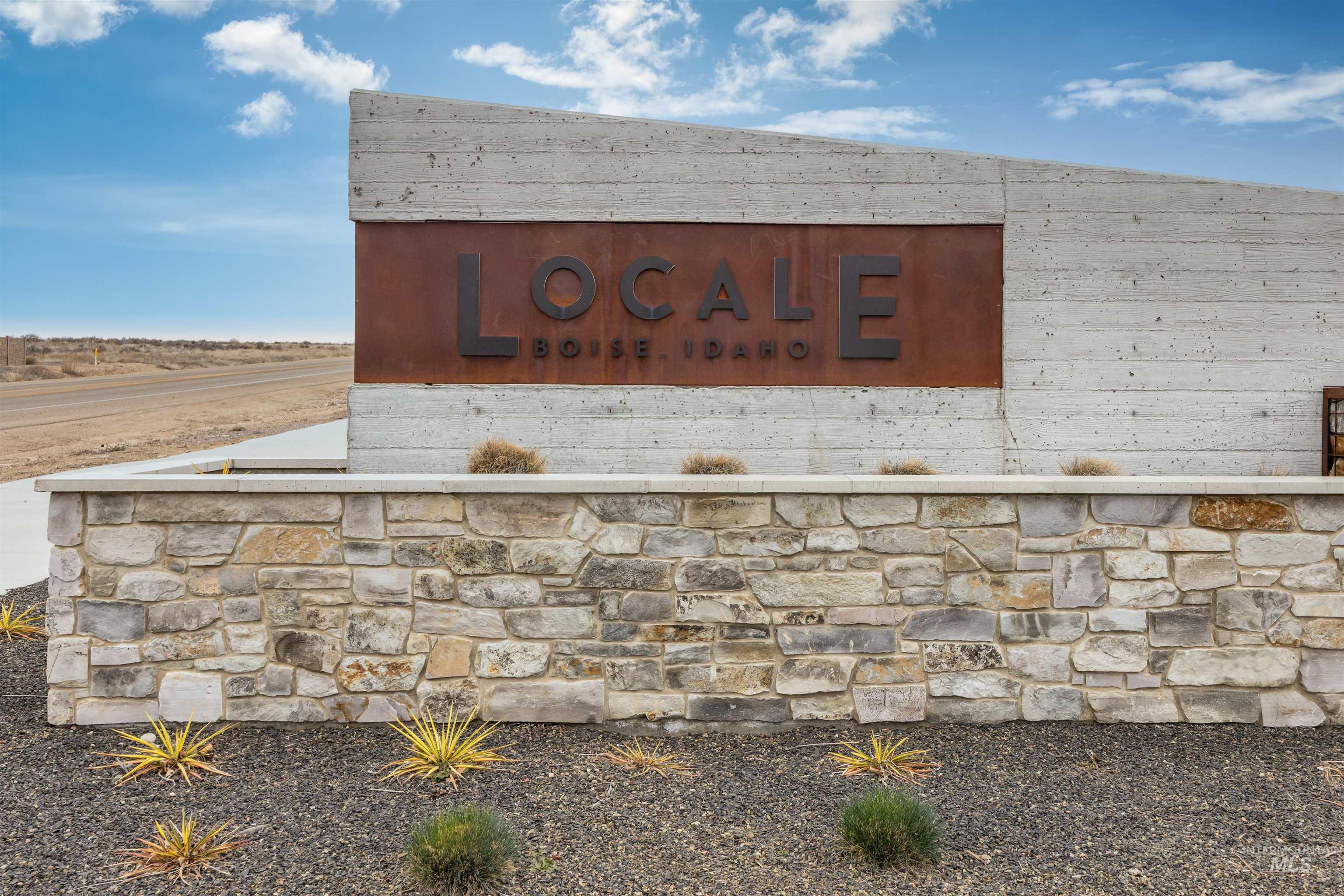 6864 W Corona Street, Boise, Idaho 83709, 4 Bedrooms, 2 Bathrooms, Residential For Sale, Price $589,900,MLS 98972400