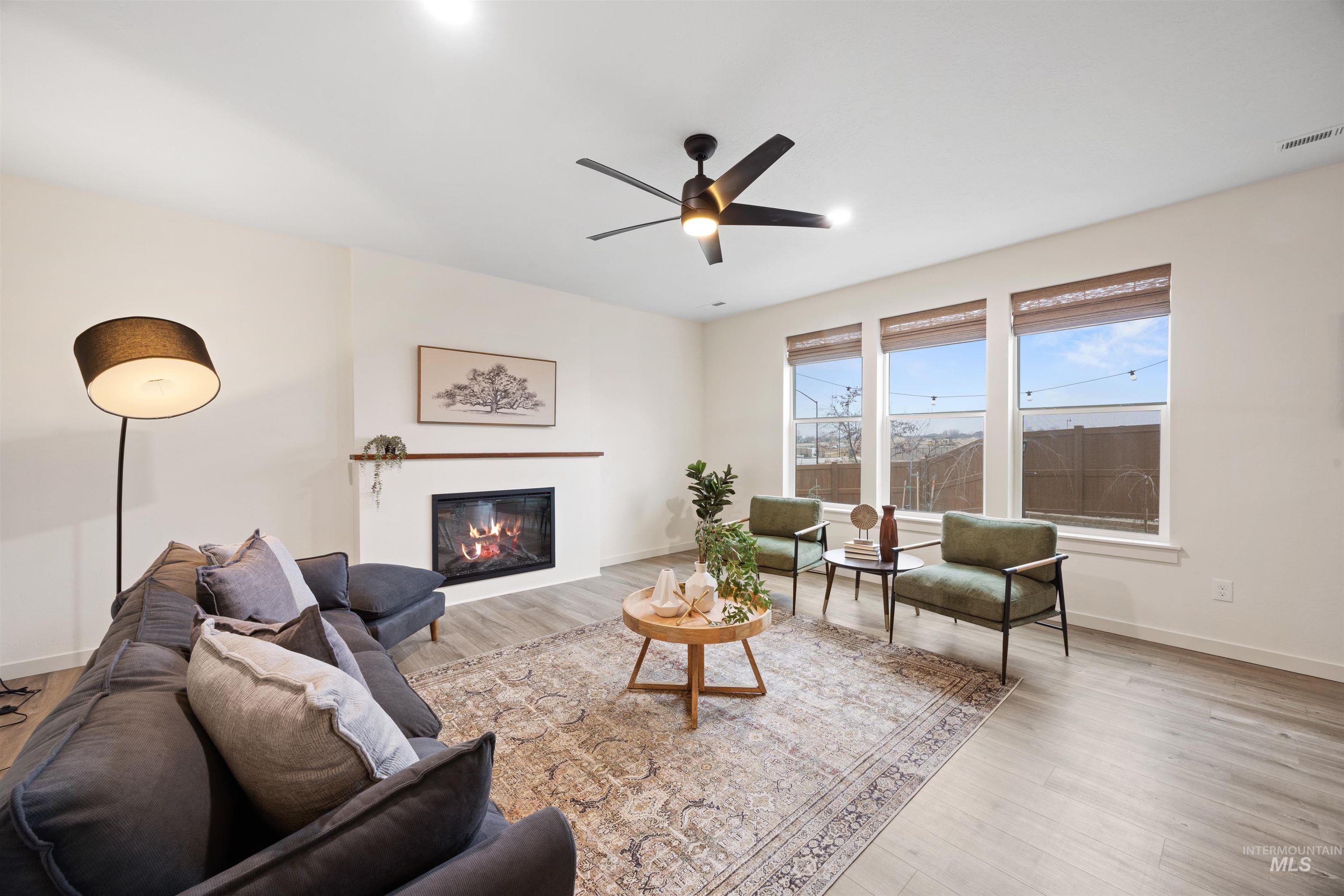 6864 W Corona Street, Boise, Idaho 83709, 4 Bedrooms, 2 Bathrooms, Residential For Sale, Price $589,900,MLS 98972400