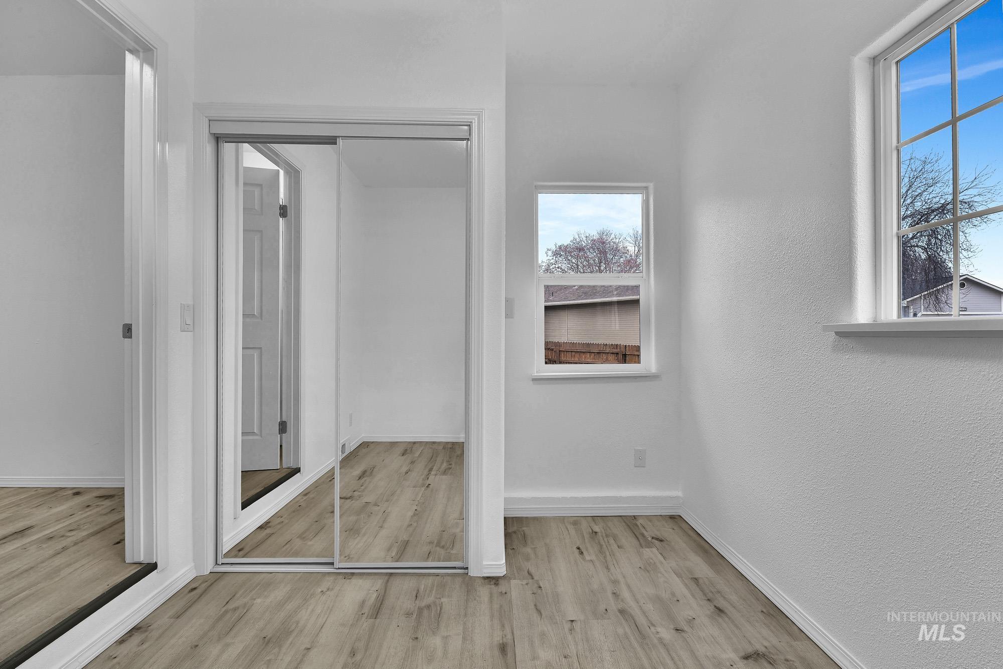 10838 W Tidewater Ct, Boise, Idaho 83713, 4 Bedrooms, 2 Bathrooms, Residential For Sale, Price $489,000,MLS 98972402