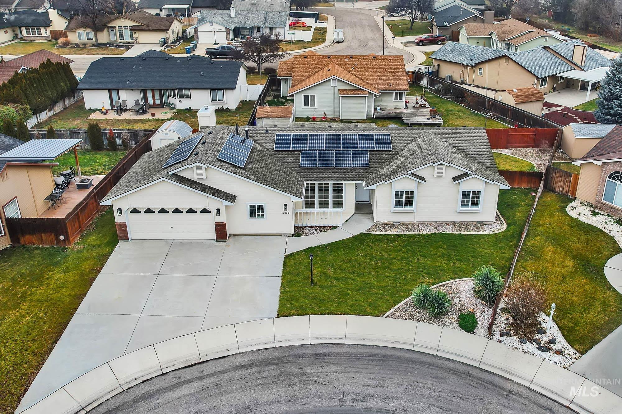 10838 W Tidewater Ct, Boise, Idaho 83713, 4 Bedrooms, 2 Bathrooms, Residential For Sale, Price $489,000,MLS 98972402