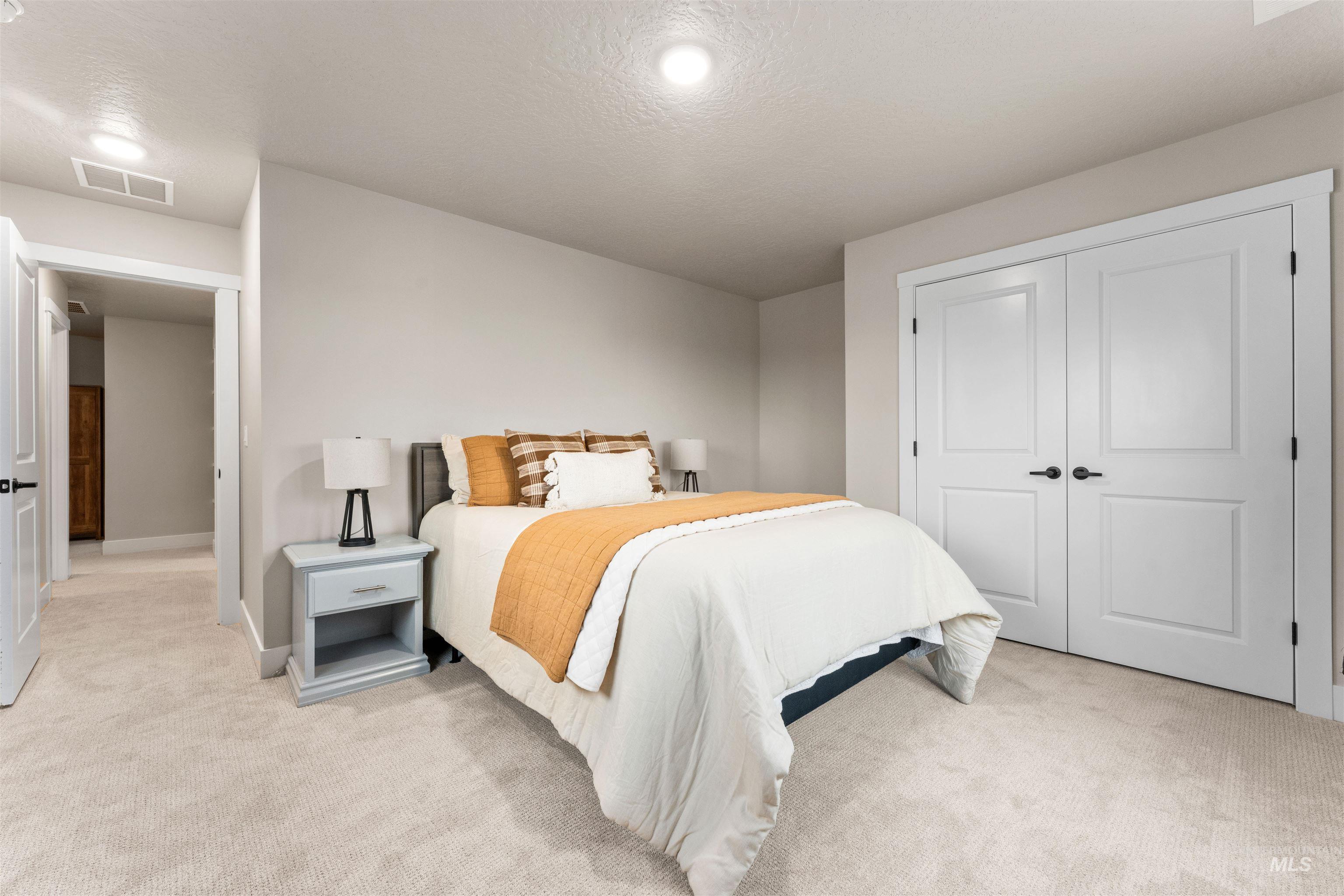 1415 W Tiger Eye St, Kuna, Idaho 83634, 4 Bedrooms, 2.5 Bathrooms, Residential For Sale, Price $549,900,MLS 98972403