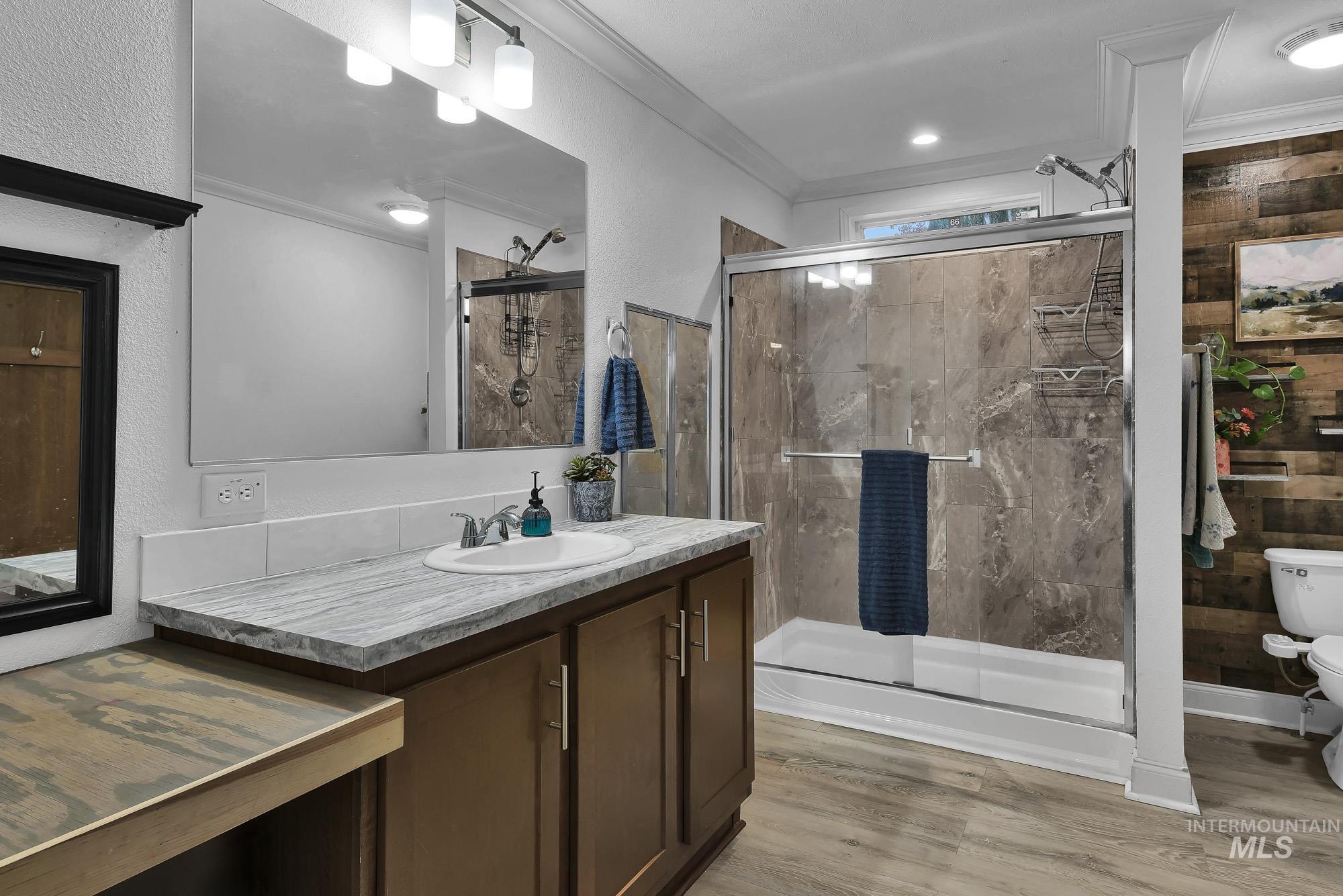 8483 W Irving Ln, Boise, Idaho 83704, 4 Bedrooms, 2 Bathrooms, Residential For Sale, Price $165,000,MLS 98972405