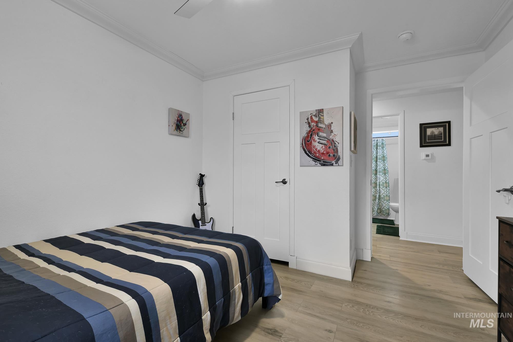 8483 W Irving Ln, Boise, Idaho 83704, 4 Bedrooms, 2 Bathrooms, Residential For Sale, Price $175,000,MLS 98972405