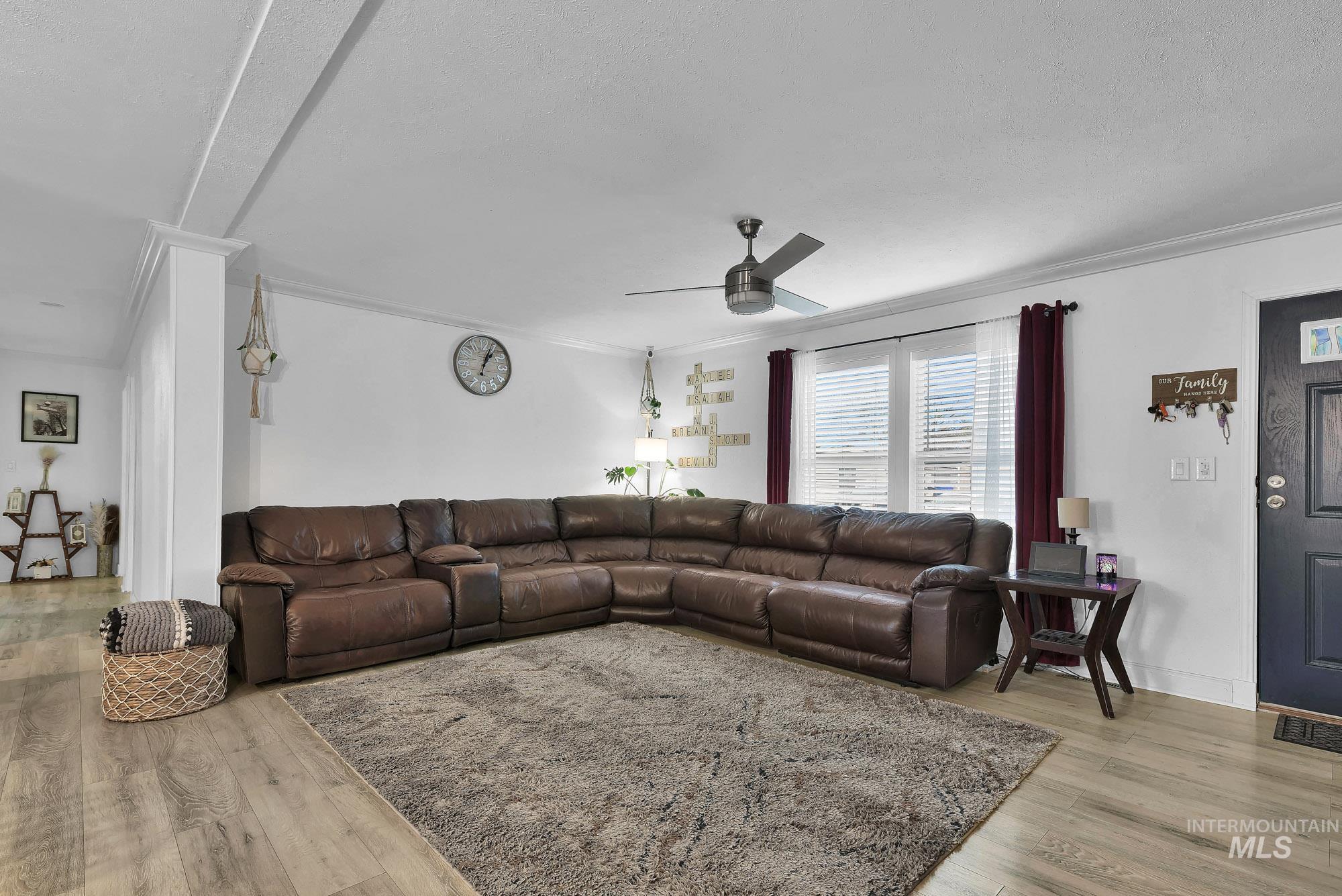 8483 W Irving Ln, Boise, Idaho 83704, 4 Bedrooms, 2 Bathrooms, Residential For Sale, Price $165,000,MLS 98972405