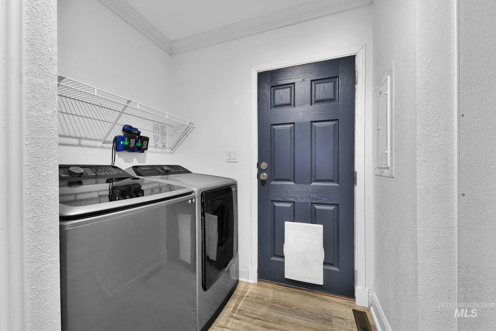 8483 W Irving Ln, Boise, Idaho 83704, 4 Bedrooms, 2 Bathrooms, Residential For Sale, Price $175,000,MLS 98972405