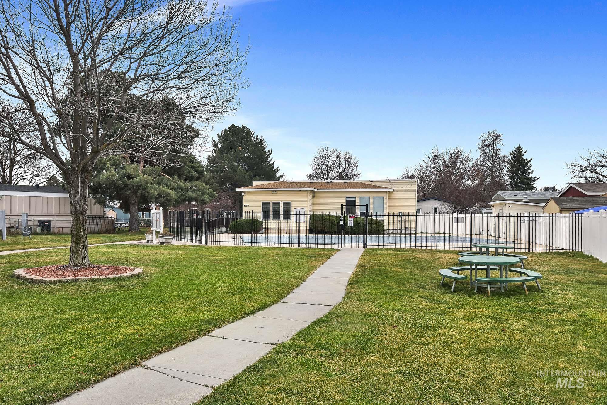 8483 W Irving Ln, Boise, Idaho 83704, 4 Bedrooms, 2 Bathrooms, Residential For Sale, Price $175,000,MLS 98972405