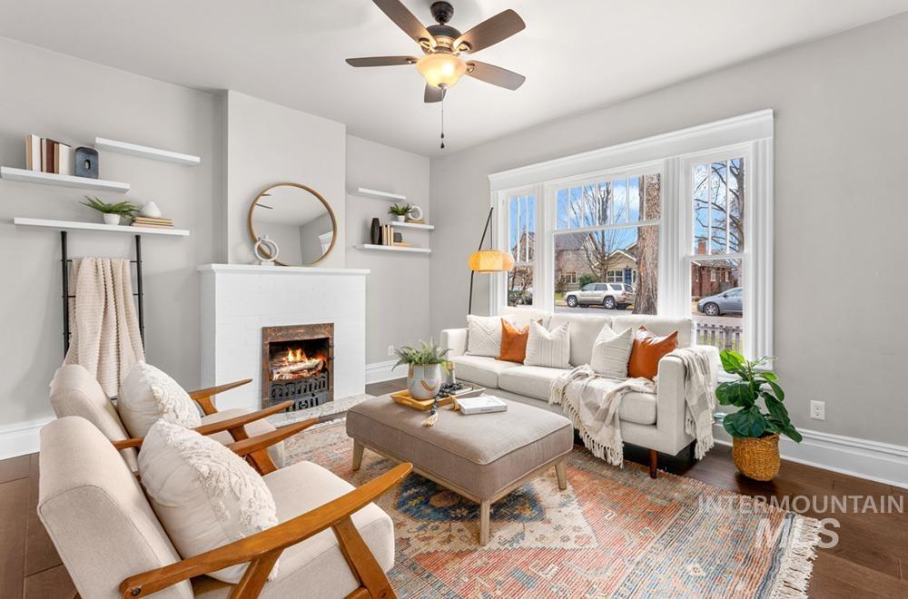 1806 W Washington St, Boise, Idaho 83702, 3 Bedrooms, 3 Bathrooms, Residential For Sale, Price $965,000,MLS 98972409