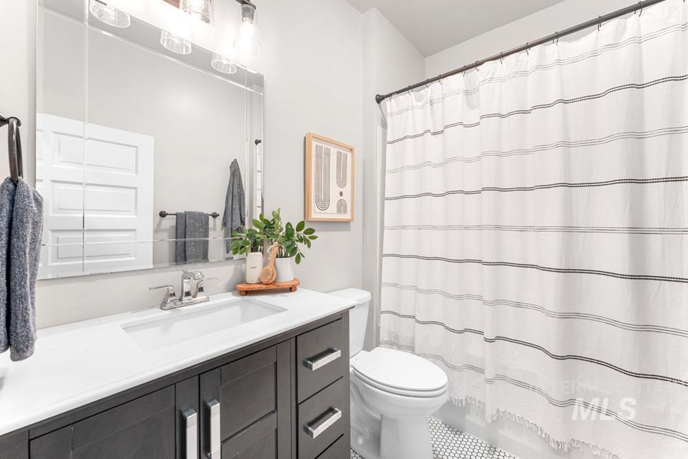 1806 W Washington St, Boise, Idaho 83702, 3 Bedrooms, 3 Bathrooms, Residential For Sale, Price $965,000,MLS 98972409