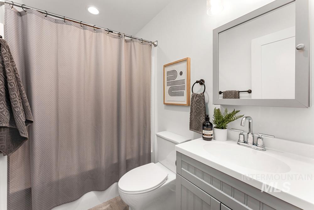 1806 W Washington St, Boise, Idaho 83702, 3 Bedrooms, 3 Bathrooms, Residential For Sale, Price $965,000,MLS 98972409