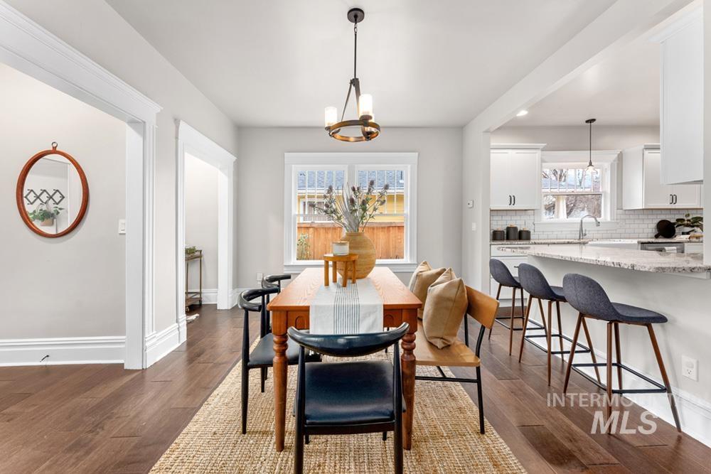 1806 W Washington St, Boise, Idaho 83702, 3 Bedrooms, 3 Bathrooms, Residential For Sale, Price $965,000,MLS 98972409