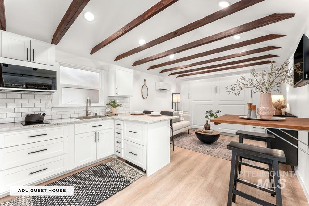 1806 W Washington St, Boise, Idaho 83702, 3 Bedrooms, 3 Bathrooms, Residential For Sale, Price $965,000,MLS 98972409