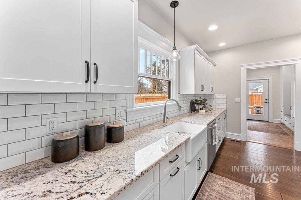 1806 W Washington St, Boise, Idaho 83702, 3 Bedrooms, 3 Bathrooms, Residential For Sale, Price $965,000,MLS 98972409