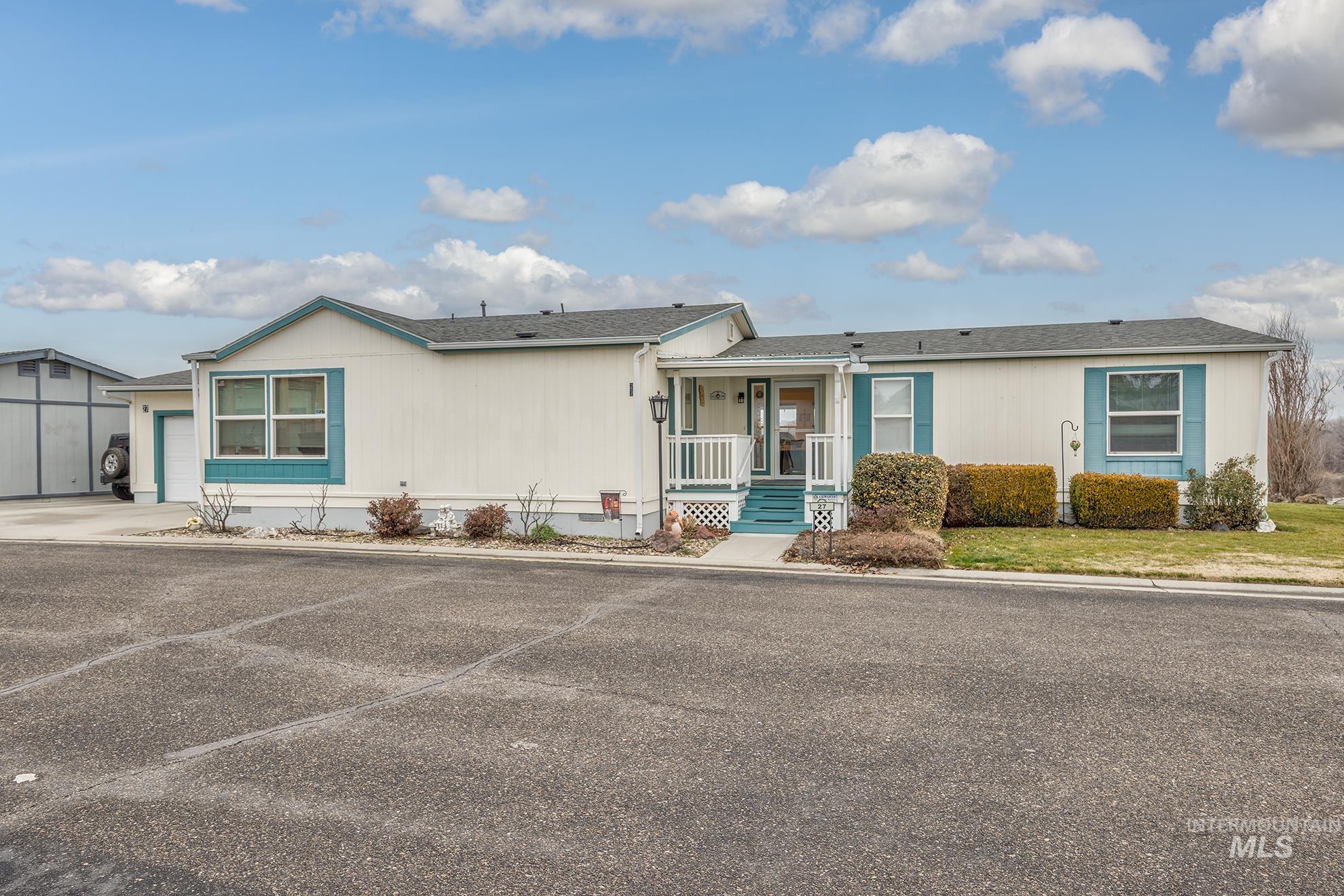 2750 Alden, Fruitland, Idaho 83619, 3 Bedrooms, 2 Bathrooms, Residential For Sale, Price $273,000,MLS 98972411