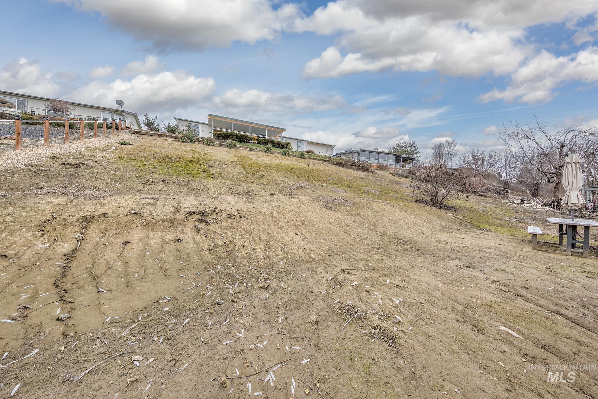 2750 Alden, Fruitland, Idaho 83619, 3 Bedrooms, 2 Bathrooms, Residential For Sale, Price $275,000,MLS 98972411